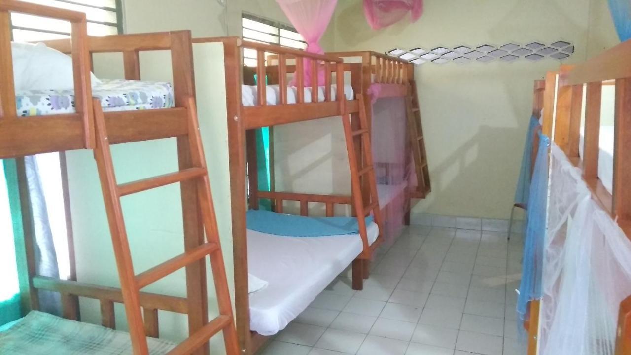 Rumah Singgah Манадо Экстерьер фото